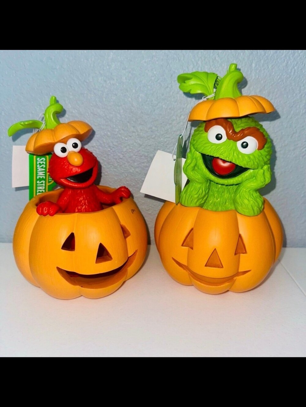 Sesame Street Elmo & Oscar Pumpkin Figurine Set - Orange, Red, Green